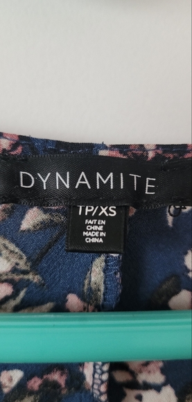 Dynamite xs floral top - Picture 4 of 6